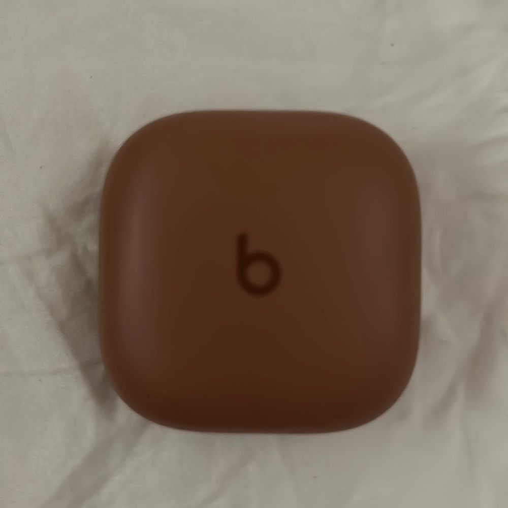 Beats Fir Pro X Kim Kardashian